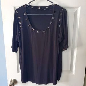 Rivet Detail Top